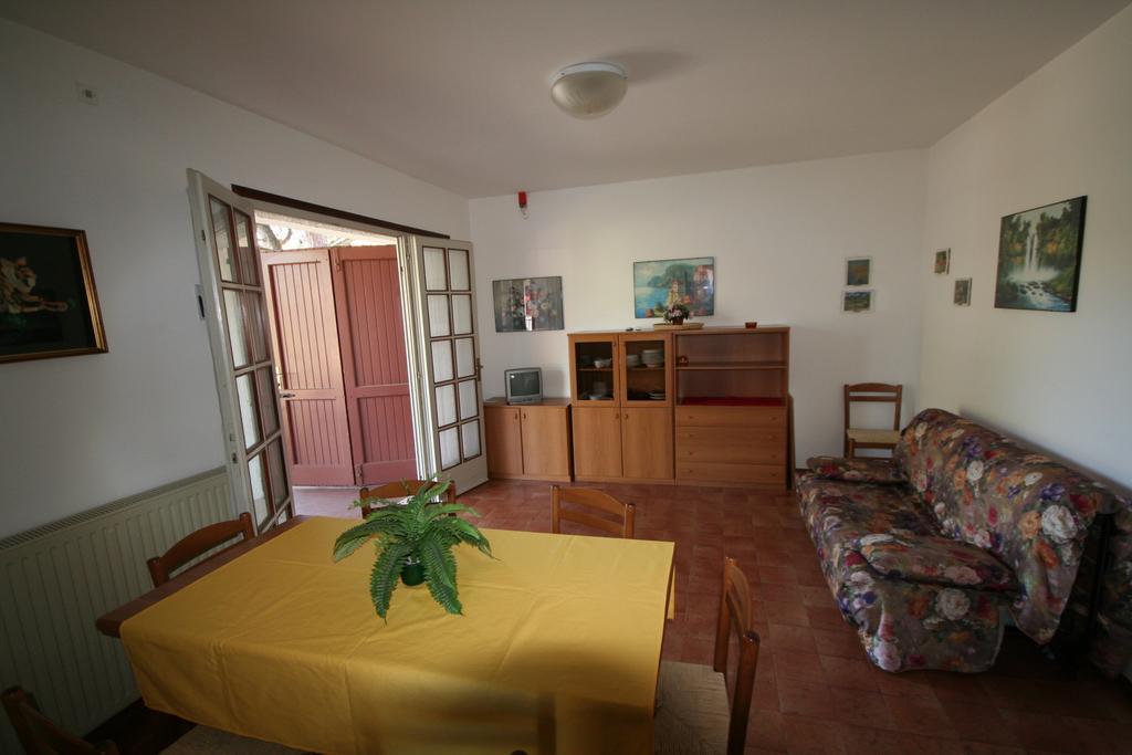 Ba - Villa Stella - 3 Apartments- Линьяно-Саббьядоро Экстерьер фото