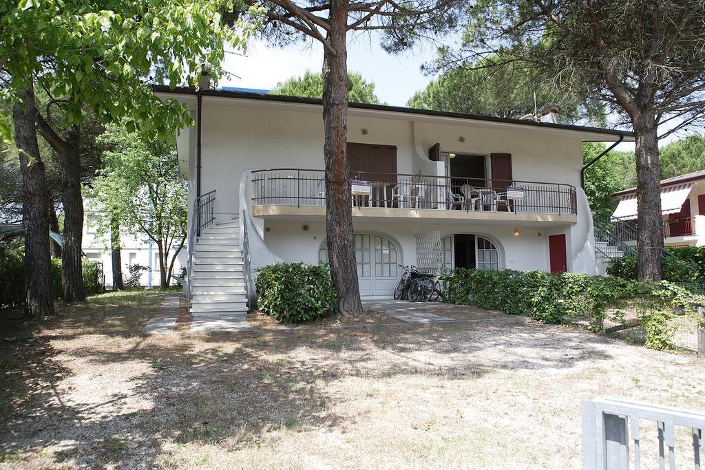 Ba - Villa Stella - 3 Apartments- Линьяно-Саббьядоро Экстерьер фото